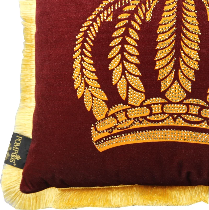 Casa Padrino Luxus Dekokissen Pompöös by Harald Glööckler Bordeaux / Gold mit Krone und Strass 50 x 50 cm