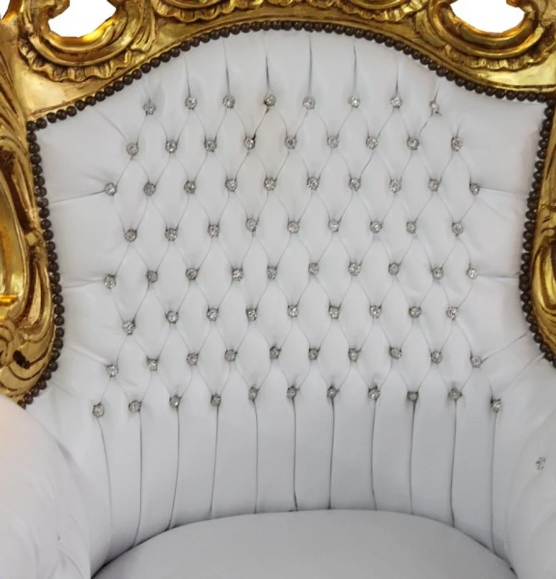 Casa Padrino Barock Sessel Al Capone Weiß / Gold mit Bling Bling Glitzersteinen 90 x 80 x H. 128 cm