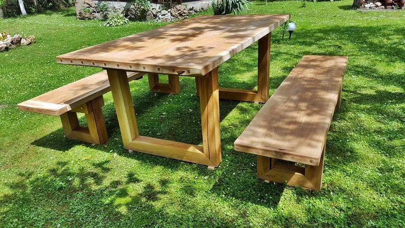 Casa Padrino Gartenmöbel Set Rustikal mit A-Gestell - Tisch + 2 Garten Bänke (Länge: 200 cm) - Eiche Massivholz