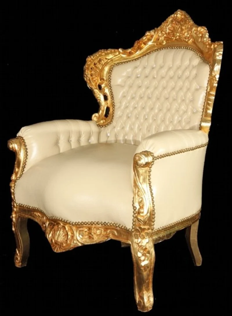 Casa Padrino Barock Sessel King im Antik Stil, Creme Lederoptik und Gold mit Bling Bling Glitzersteinen, 120 x 85 x 85 cm