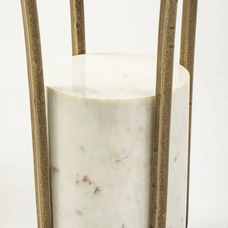 Table d'appoint ronde avec plateau en verre, métal doré et piédestal en marbre blanc