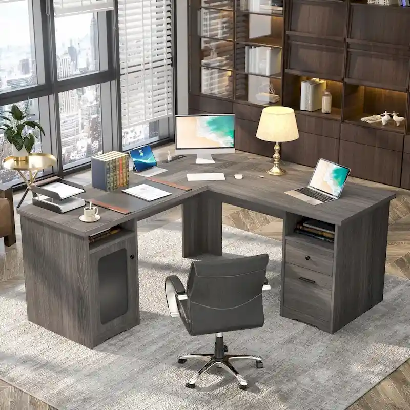 Bureau d'angle moderne de style ferme avec classeur et tiroirs, bureau de direction avec station de charge