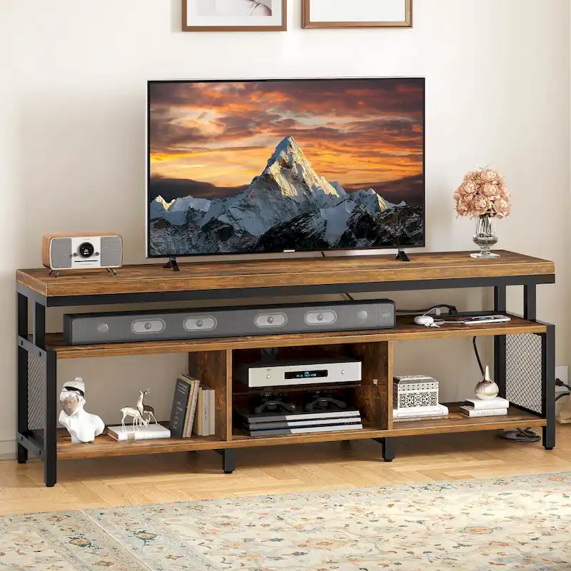 Meuble TV industriel en bois avec lumière LED, étagères de rangement ouvertes, prises de courant et télécommande Bluetooth