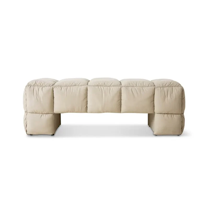 Banc Puffy Lobby