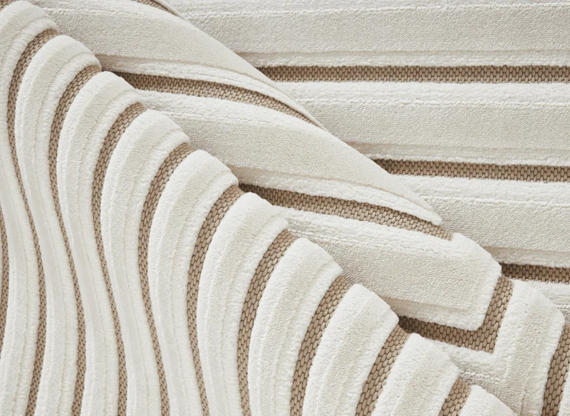 Tapis blanc écru à motifs chevrons 160 x 230 cm AMELIO