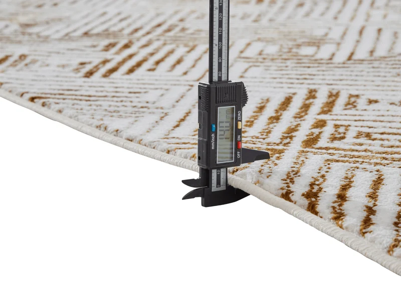 Tapis géométrique beige et marron 160 x 230 cm CARAMEL