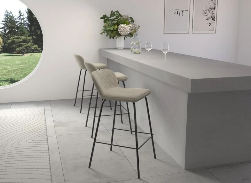 Lot de 2 tabourets de bar design en velours beige BOSCO