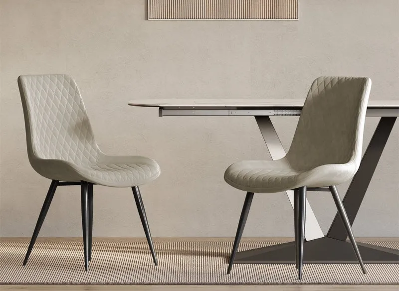Lot de 2 chaises design en velours beige YOLA